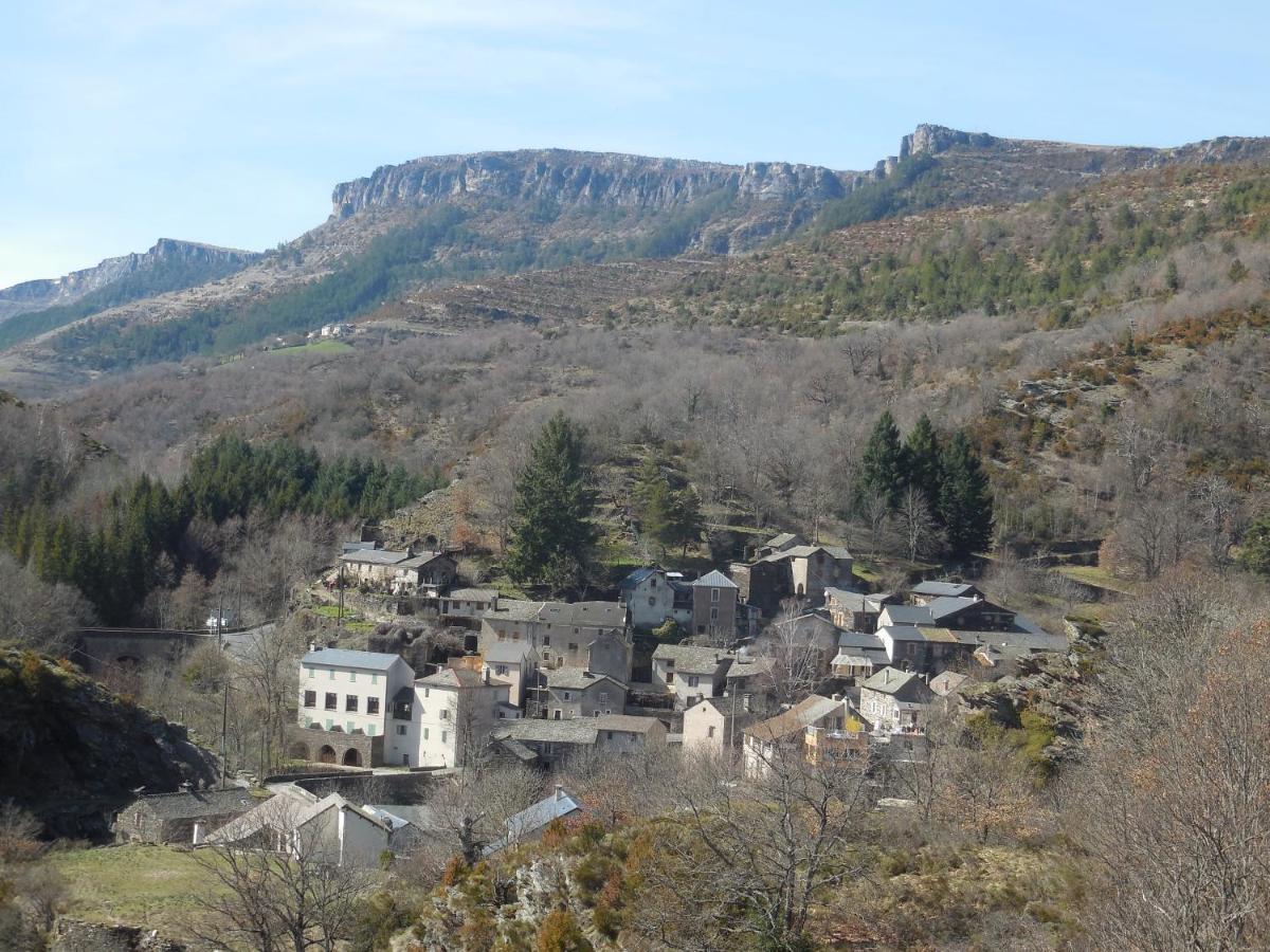 Auberge Du Tarnon Les Vanels Eksteriør billede